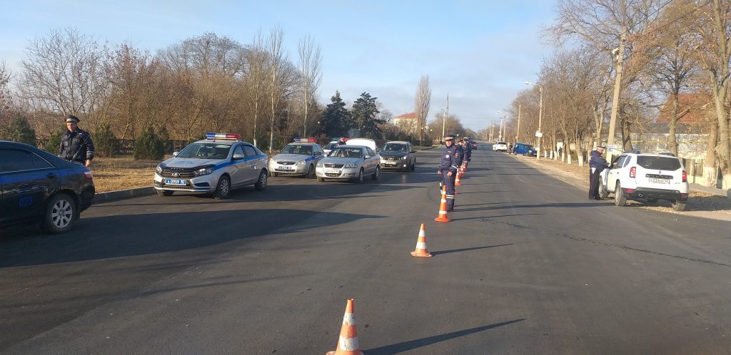 В Симферопольском районе массово проверили водителей на состояние опьянения