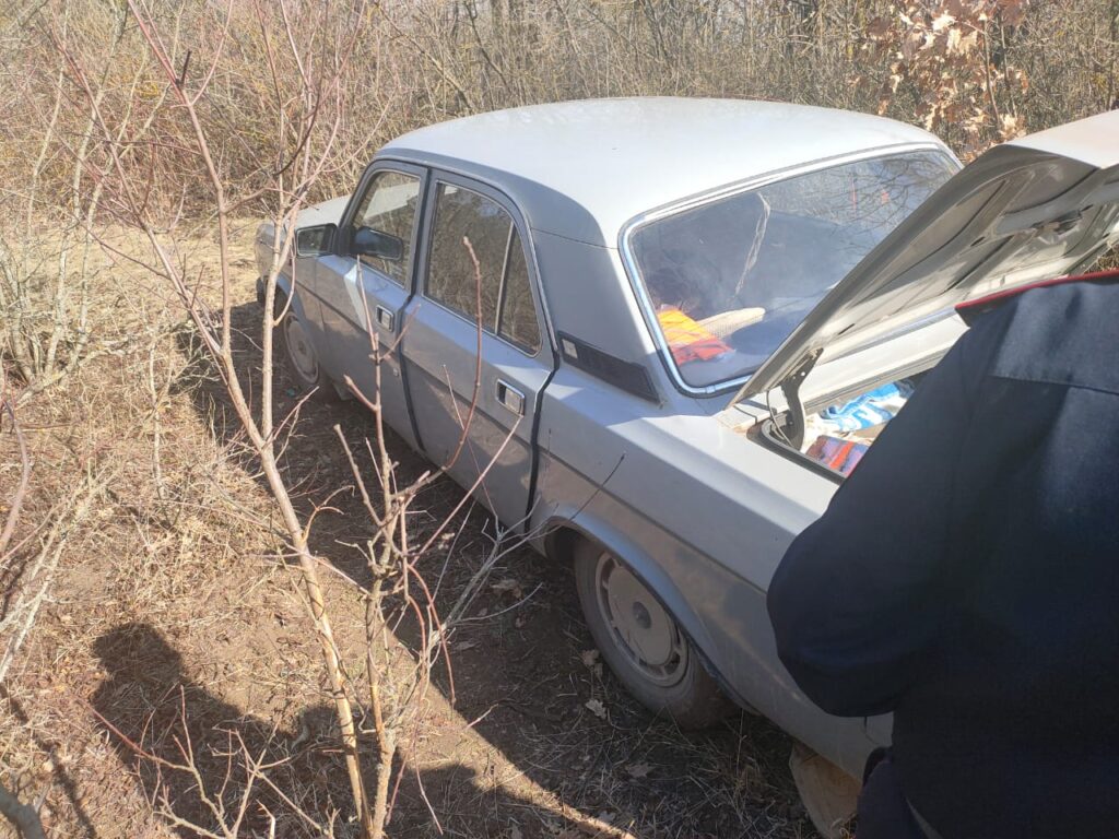 В Симферопольском районе сотрудники полиции раскрыли угон и вернули транспортное средство законному владельцу